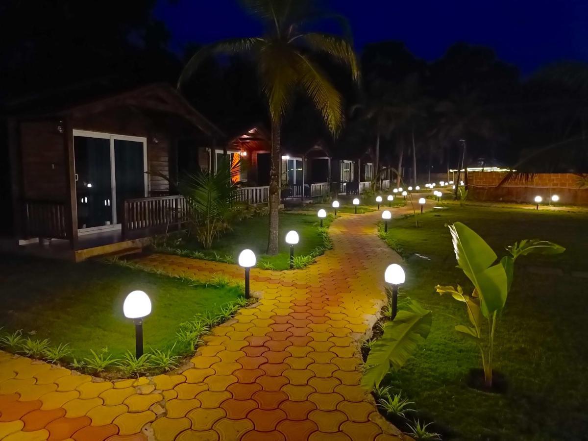 Coco Teros Resort 曼德姆 外观 照片