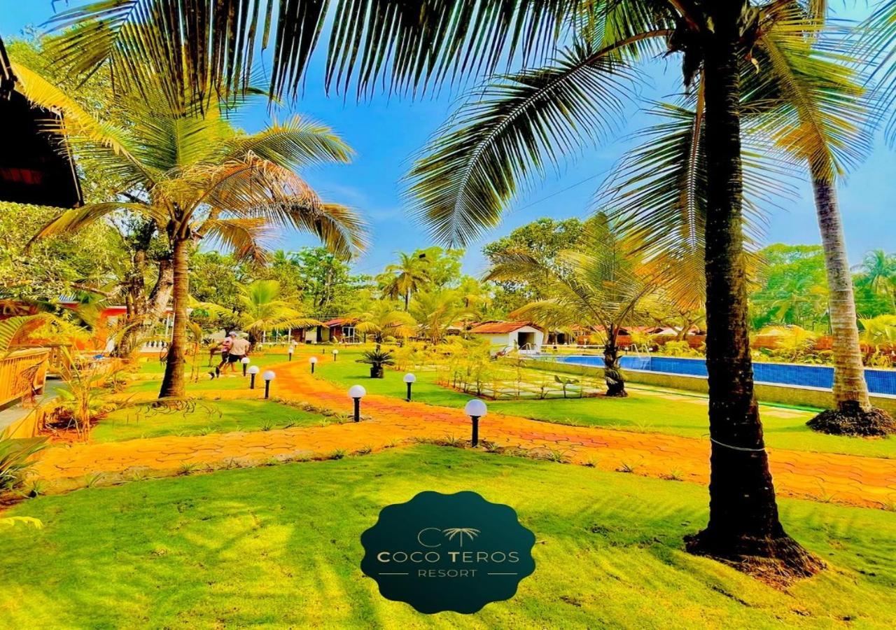 Coco Teros Resort 曼德姆 外观 照片