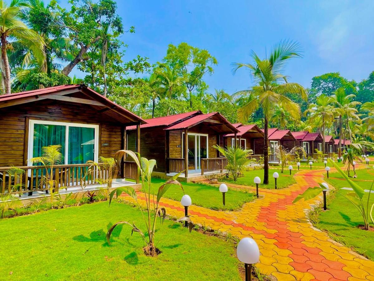 Coco Teros Resort 曼德姆 外观 照片