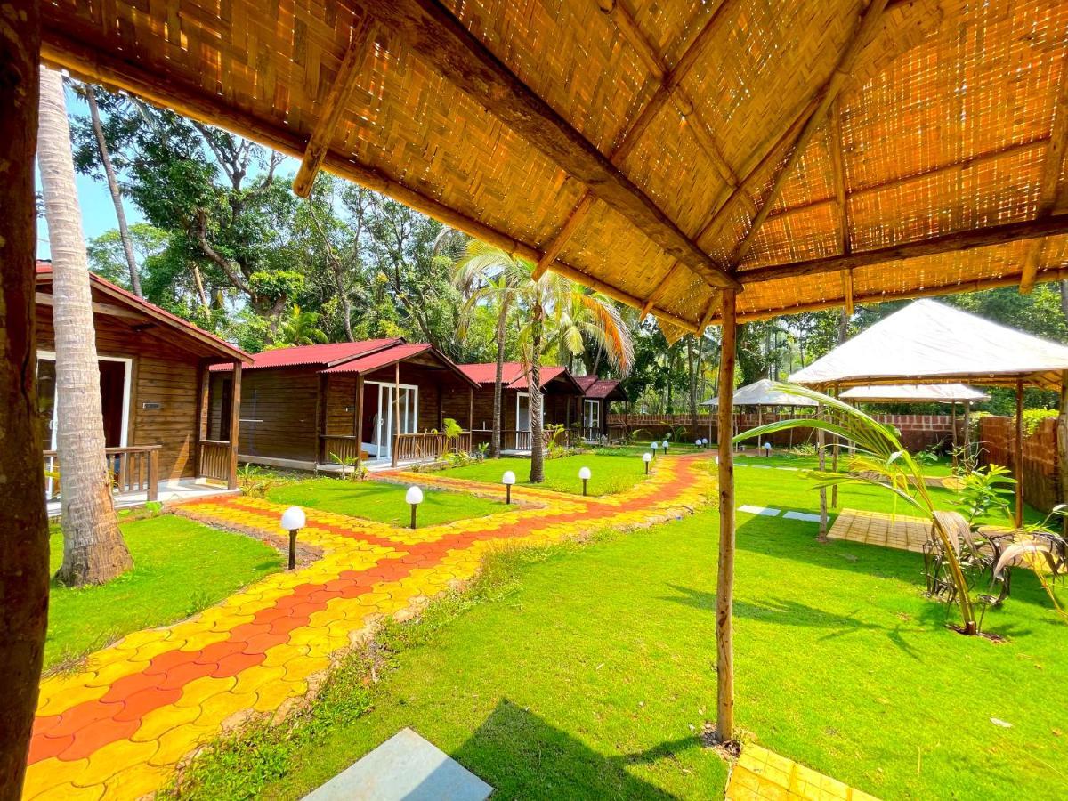 Coco Teros Resort 曼德姆 外观 照片