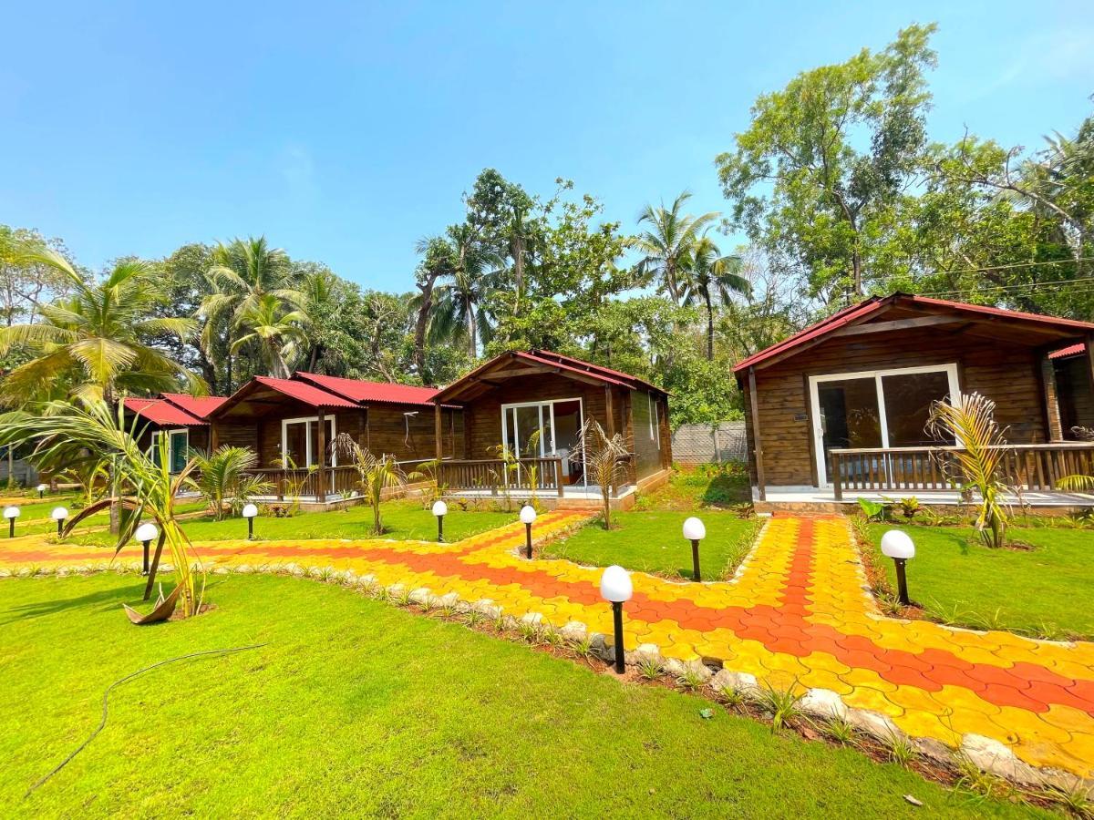 Coco Teros Resort 曼德姆 外观 照片
