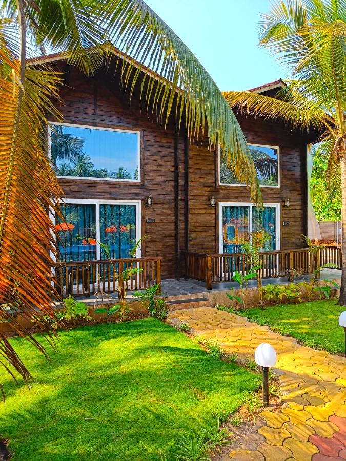 Coco Teros Resort 曼德姆 外观 照片