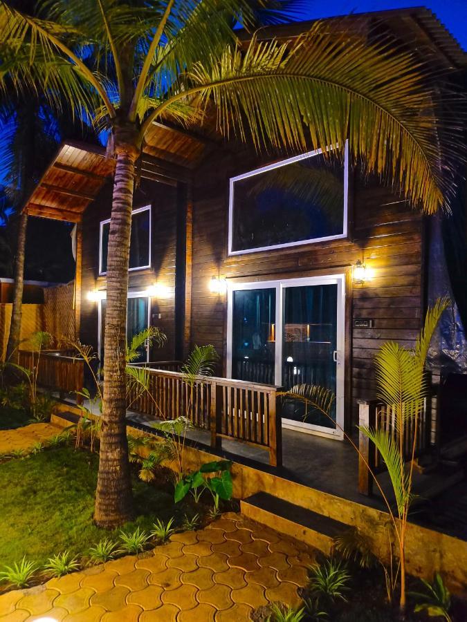 Coco Teros Resort 曼德姆 外观 照片