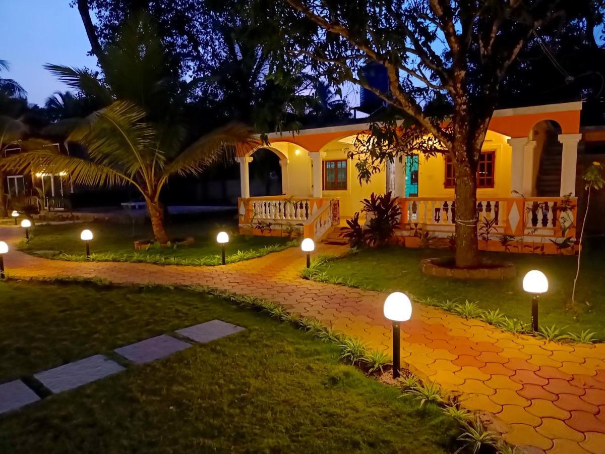 Coco Teros Resort 曼德姆 外观 照片